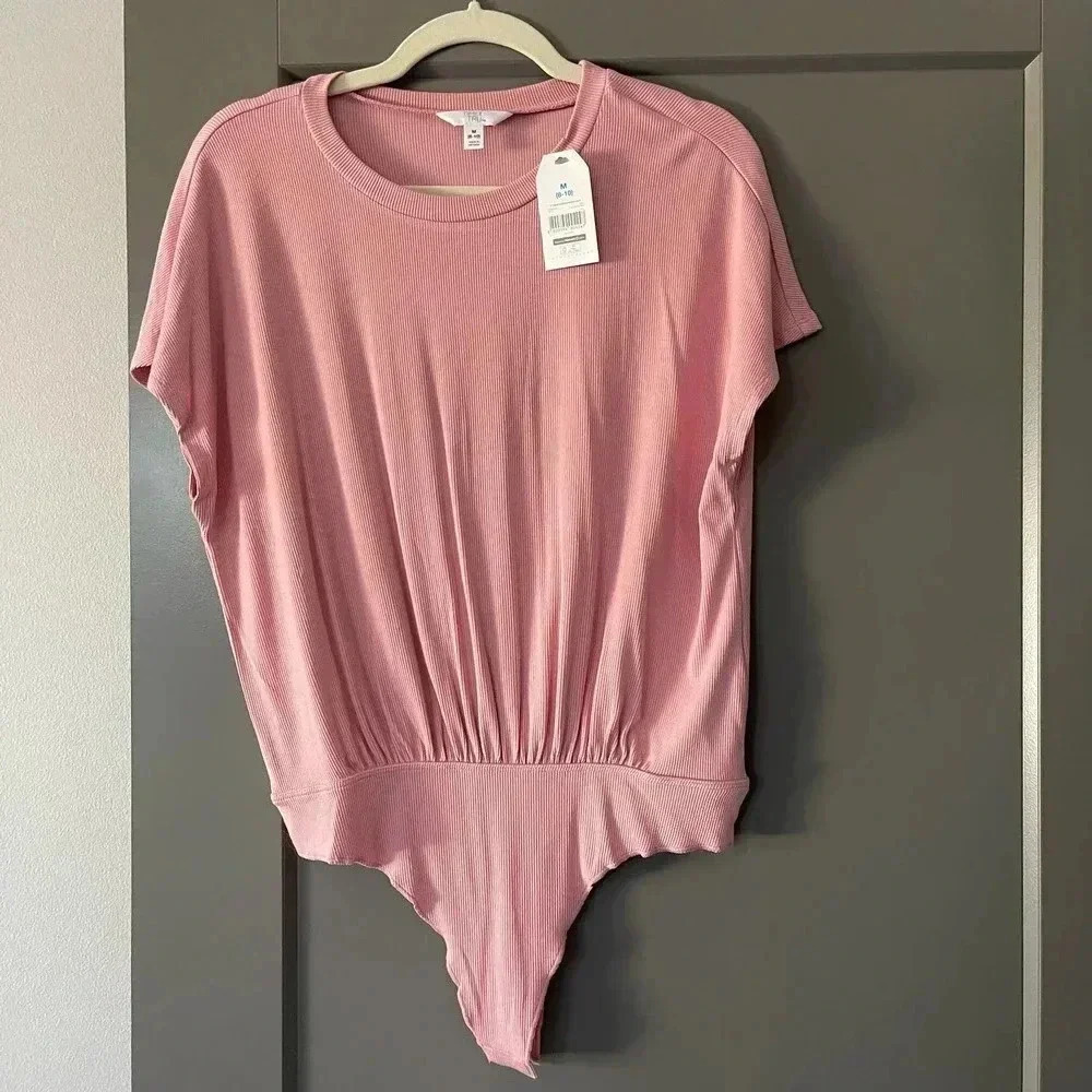 Time And Tru Stretch Round Neck Short Sleeve  Drop Shoulder Bodysuit Medium‎ NWT